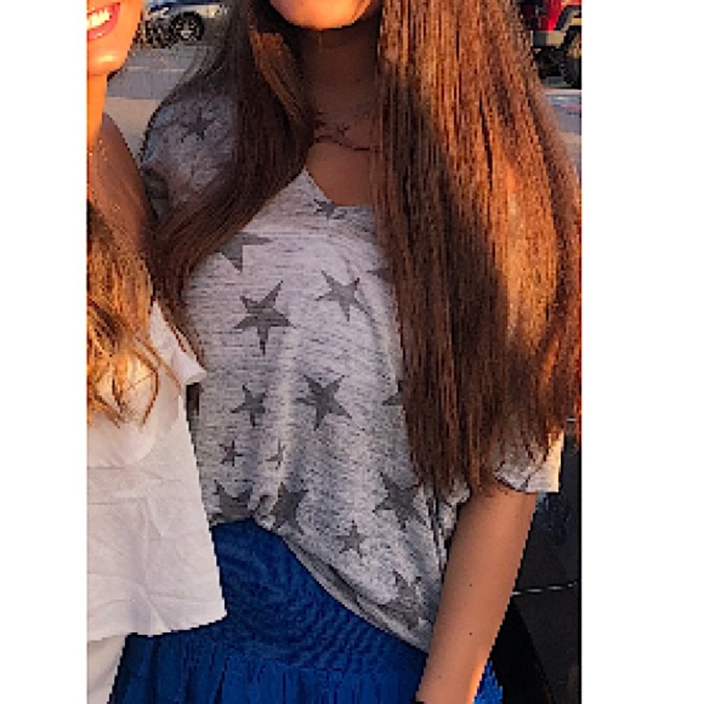 Star Print V-Neck Tee